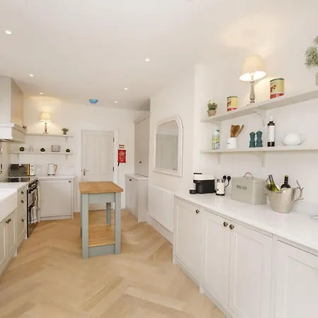 St Olaves House Sleeps 10 Holiday home York