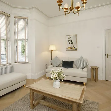 Holiday home St Olaves House Sleeps 10